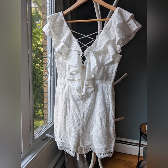 100.Nwt Choosy White Lace Romper - Picture 3 of 7